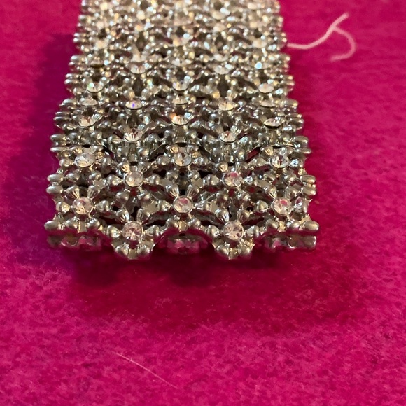 Stretch Cuff Bracelet With BLING - Picture 8 of 9